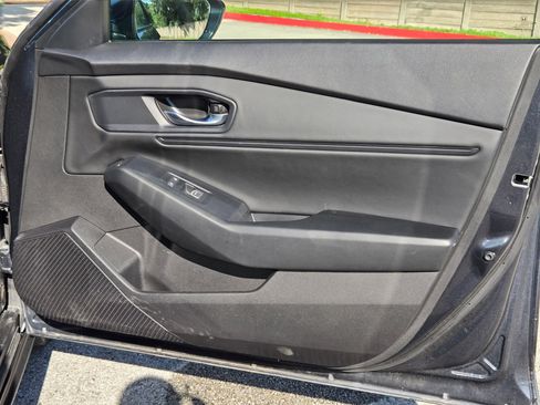 Used 2024 Honda Accord EX image 27