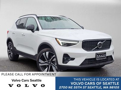 Used 2024 Volvo XC40 B5 Plus w/ Protection Package Premier