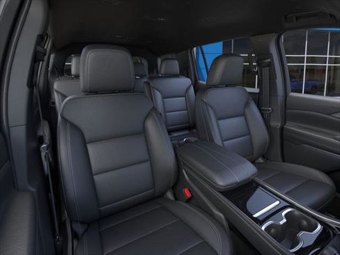 New 2026 Chevrolet Traverse LT w/ Driver Confidence Package image 16