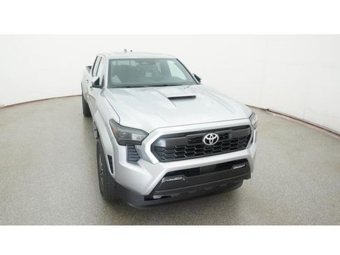 New 2025 Toyota Tacoma TRD Sport image 14