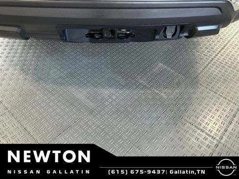 Used 2019 Nissan Pathfinder Platinum FWD image 14