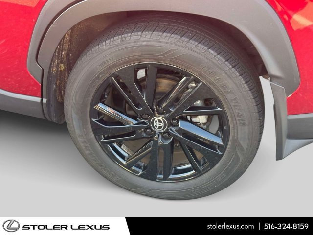 Used 2025 Toyota Corolla Cross AWD Hybrid w/ Moonroof Package image 10