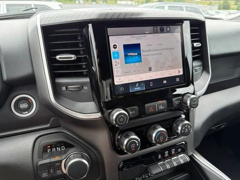 New 2026 RAM 1500 Express AWD/4WD image 17