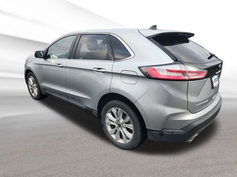 Used 2024 Ford Edge Titanium image 2
