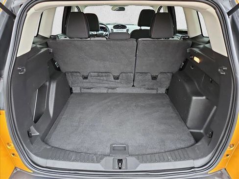 Used 2016 Ford Escape SE image 6