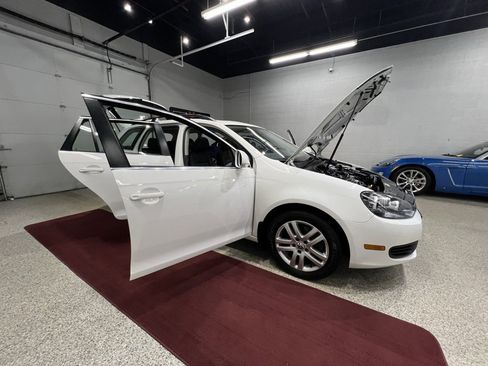 Used 2011 Volkswagen Jetta TDI image 42
