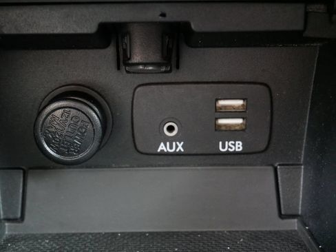 Used 2015 Subaru Legacy 2.5i Premium w/ Popular Package #2 AWD/4WD image 29