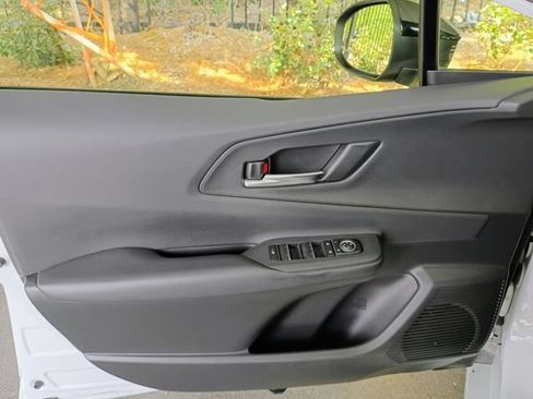 Used 2023 Toyota Prius Prime FWD image 23
