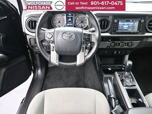 Used 2018 Toyota Tacoma SR5 image 9