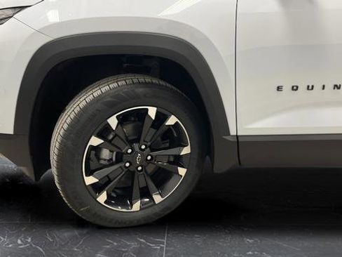 New 2026 Chevrolet Equinox RS w/ Convenience Package III image 38