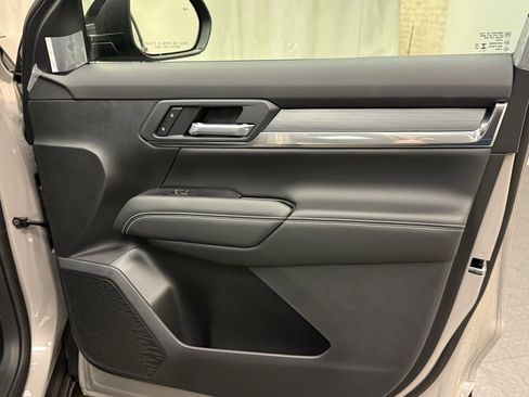 New 2026 GMC Terrain Elevation w/ Elevation Premium Package image 16