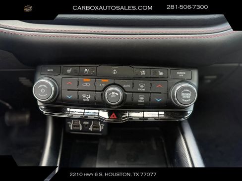 Used 2022 Dodge Durango R/T w/ Blacktop Package AWD/4WD image 13