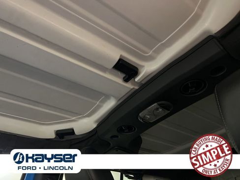 Used 2016 Jeep Wrangler Unlimited Sahara image 24