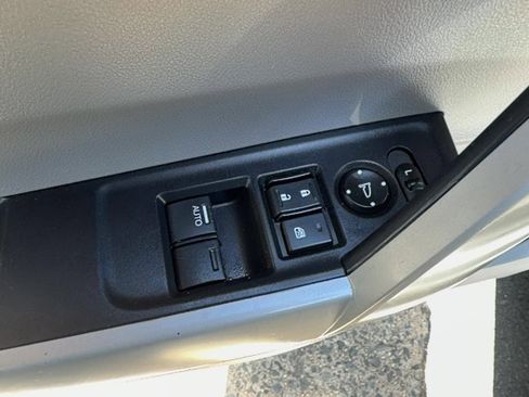 Used 2012 Honda Civic LX image 12