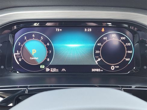 Used 2025 Volkswagen Atlas Cross Sport SE image 26