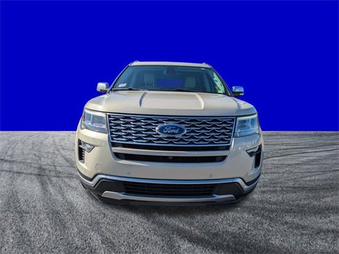 Used 2018 Ford Explorer Platinum image 9