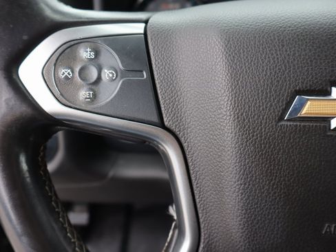 Used 2015 Chevrolet Silverado 2500 LT w/ LT Convenience Package image 11