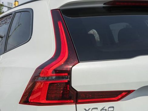 New 2026 Volvo XC60 T8 Ultra w/ Protection Package Premier image 8