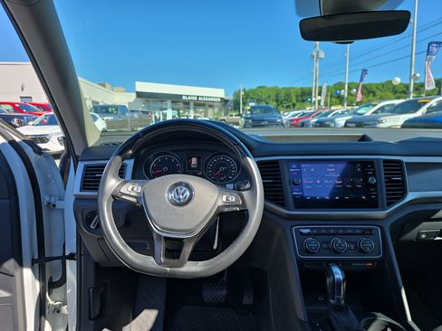 Used 2019 Volkswagen Atlas SE w/ Panoramic Sunroof Package AWD/4WD image 18