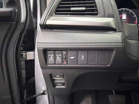 Used 2025 Honda Odyssey EX-L image 36