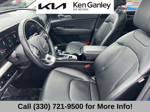 Certified 2025 Kia Sportage EX w/ Premium Package image 42