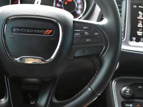 Used 2015 Dodge Challenger R/T w/ Quick Order Package 22B R/T RWD image 25