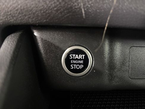 Used 2023 Nissan Rogue S image 13