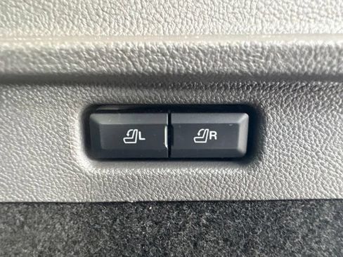 Used 2024 Lincoln Corsair AWD w/ Equipment Group 101A image 39