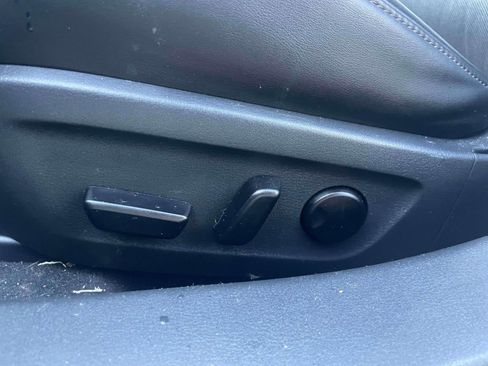 Used 2019 MAZDA MAZDA3 AWD Hatchback w/ Premium Pkg image 17