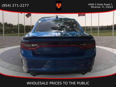 Used 2023 Dodge Charger R/T w/ Blacktop Package RWD image 5