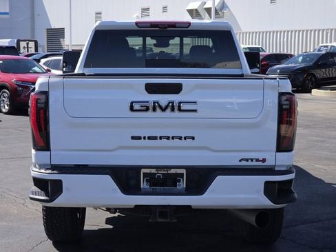 Used 2024 GMC Sierra 2500 AT4 w/ Technology Package AWD/4WD image 25