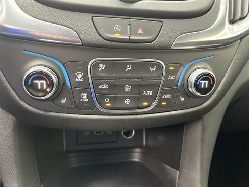 Certified 2022 Chevrolet Equinox LT image 21