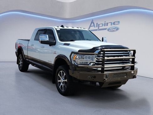 Used 2024 RAM 2500 Limited w/ Safety Group image 7