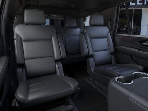 New 2026 GMC Yukon Denali AWD/4WD image 17