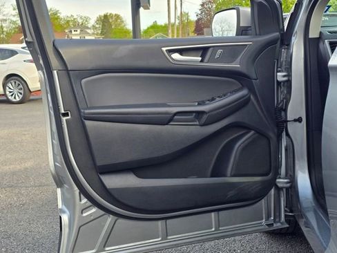 Used 2024 Ford Edge SEL image 22