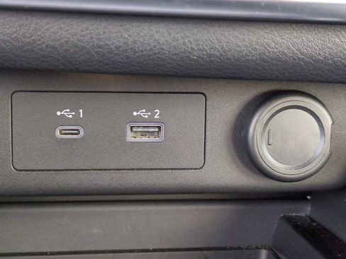 Used 2021 Nissan Rogue SV image 21