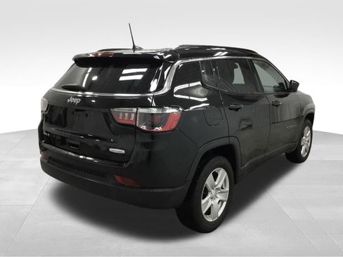 Used 2022 Jeep Compass Latitude w/ Convenience Group AWD/4WD image 12