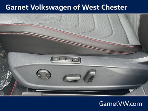 New 2026 Volkswagen Jetta GLI Autobahn FWD image 15