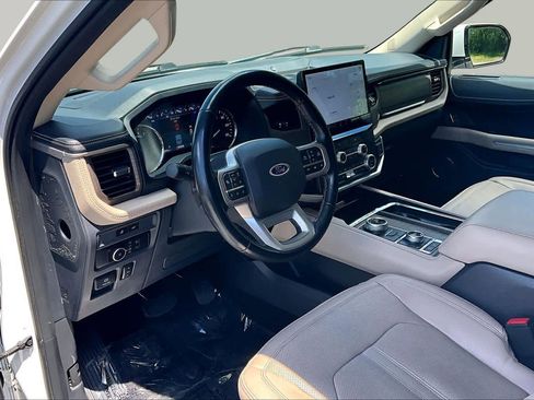 Used 2023 Ford Expedition Max Limited AWD/4WD image 18