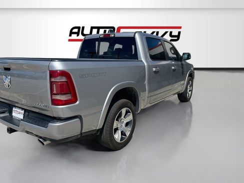 Used 2022 RAM 1500 Laramie w/ Sport Appearance Package AWD/4WD image 7
