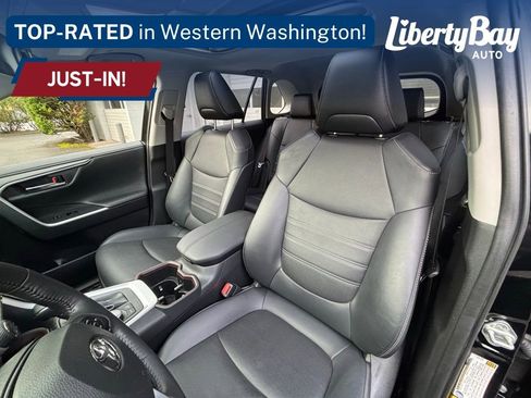 Used 2023 Toyota RAV4 Limited image 12
