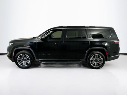 Used 2022 Jeep Wagoneer Series III RWD image 8