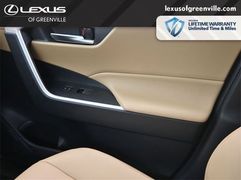 Used 2023 Toyota RAV4 XLE Premium image 22