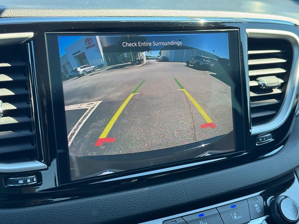 Used 2025 Chrysler Pacifica Select FWD image 30