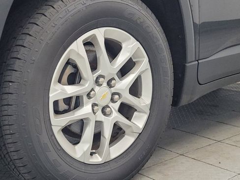 Used 2019 Chevrolet Traverse LT w/ LPO, Blackout Package AWD/4WD image 31