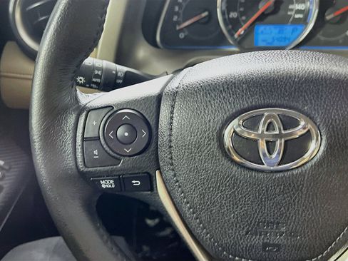 Used 2014 Toyota RAV4 Limited FWD image 19