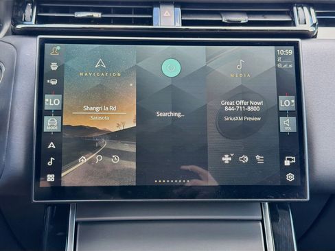 Used 2025 Land Rover Range Rover Velar Dynamic SE AWD/4WD image 30