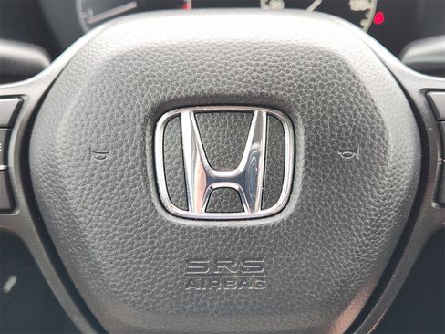 Used 2024 Honda HR-V LX image 33
