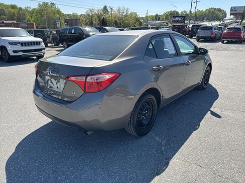 Used 2019 Toyota Corolla LE image 5