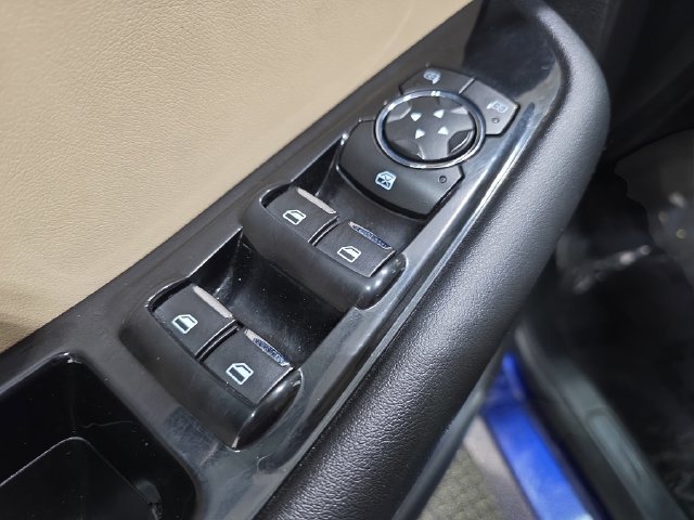 Used 2015 Ford Edge SEL w/ Equipment Group 201A AWD/4WD image 23